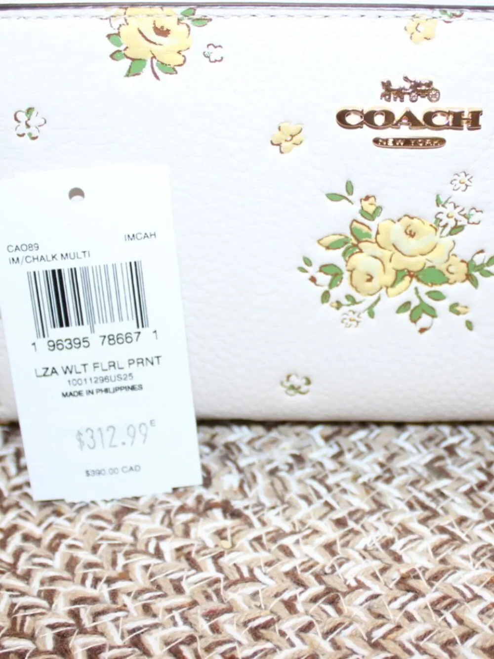 NWT COACH TOTE/PURSE, CONTINENTAL WALLET/COIN PURSE KEY FOB/ WALLET/SCARF SET! - Picture 8 of 16